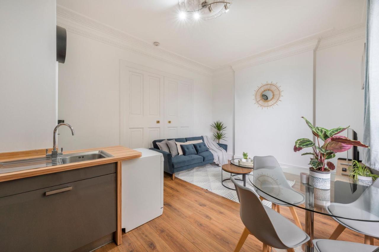 Spacious Two Bedroom By London Zoo Exterior photo